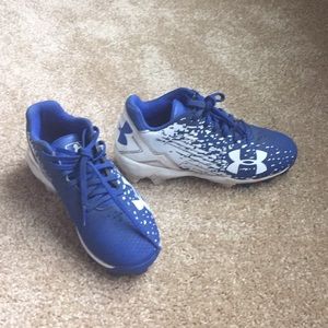 Boys' baseball cleats